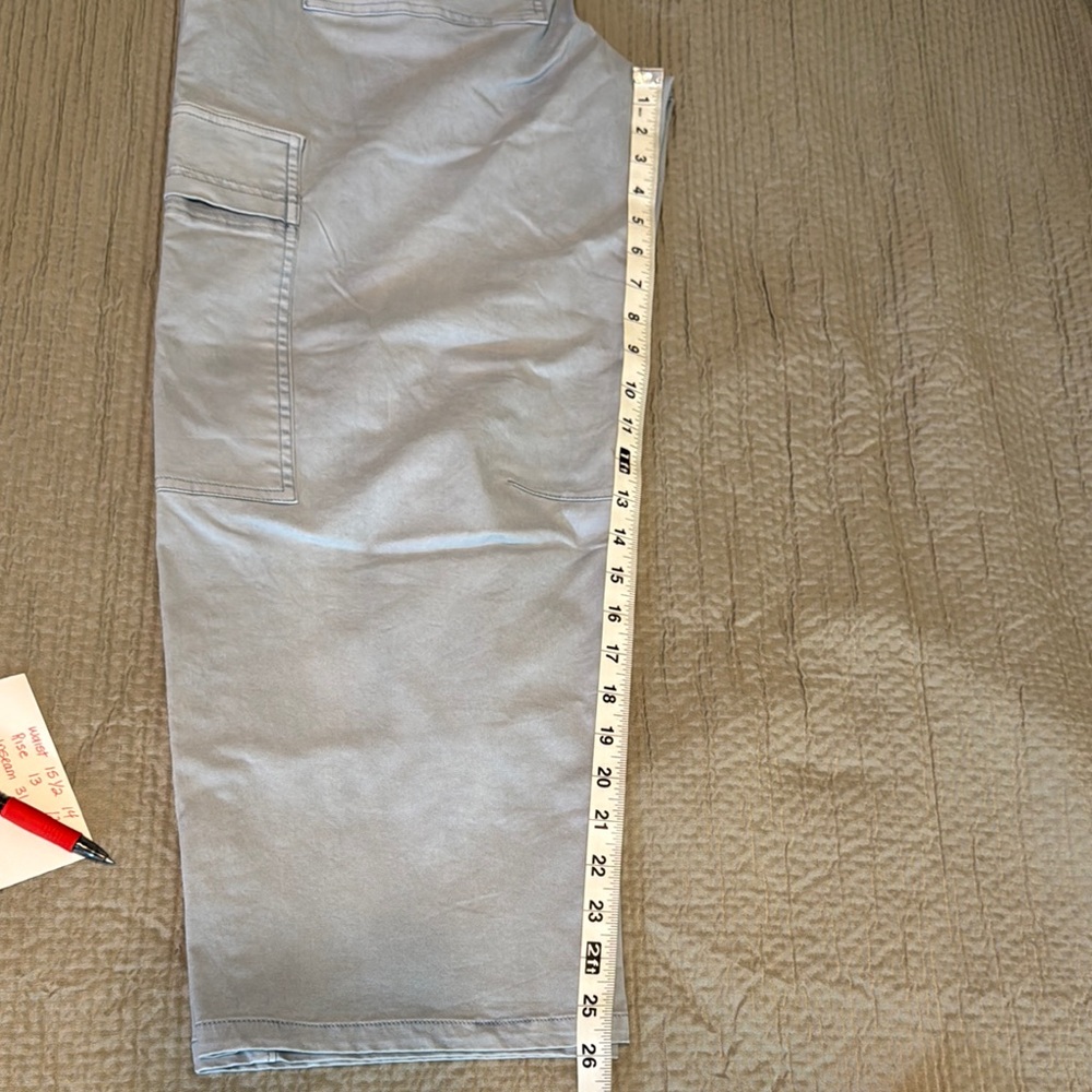 Universal Thread Gray Wide Leg Flare Jeans - Picture 6 of 8